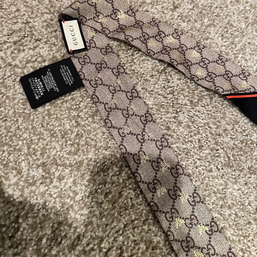 Gucci Neck Scarf